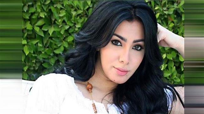 ميرهان حسين تفاجئ متابعيها بإطلالة جريئة..شاهد