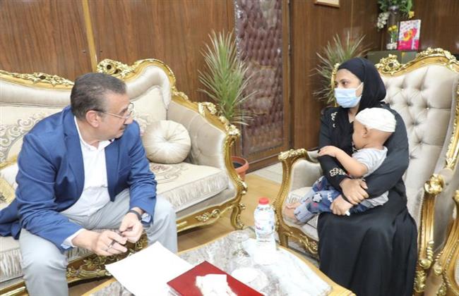 محافظ المنوفية يقرر صرف مساعدة مالية عاجلة لإحدي الحالات الإنسانية 