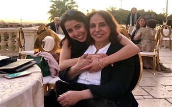عفاف راضى وابنتها فى الأوبرا غدا