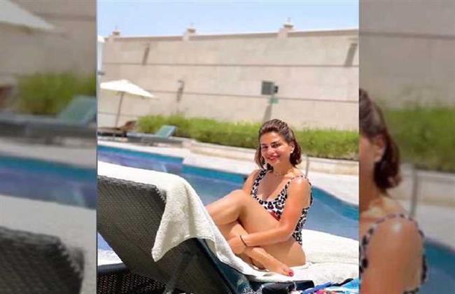بإطلالة زاهية...منة فضالي تبهر متابعيها
