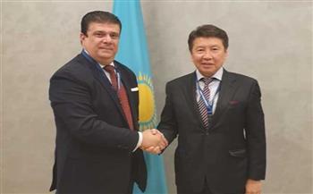 حسين زين يلتقى رئيس قناة الأخبار بكازاخستان