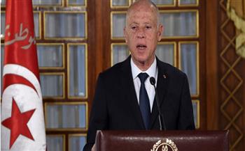   الرئيس التونسي يصدر تعليمات بشأن السفر خارج البلاد