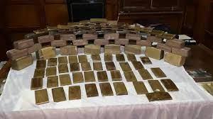 ضبط أربعة أشخاص بحوزتهم 123 طربة لمخدر الحشيش في مطروح