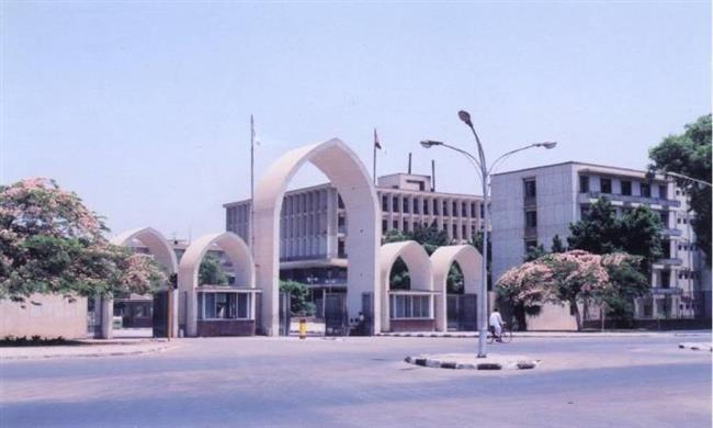 بدء الكشف الطبي للطلاب الجدد بجامعة جنوب الوادي