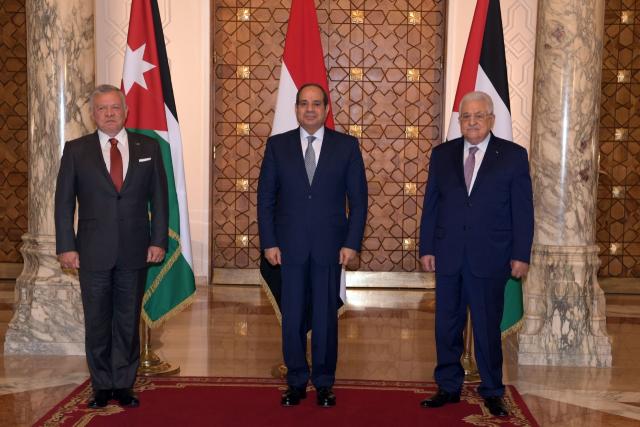 10 قرارات .. ننشر نص البيان الختامي للقمة الثلاثية المصرية الأردنية الفلسطينية