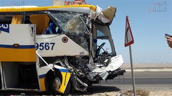 استمرار نزيف الأسفلت فى حادث على الطريق الصحراوي الشرقي