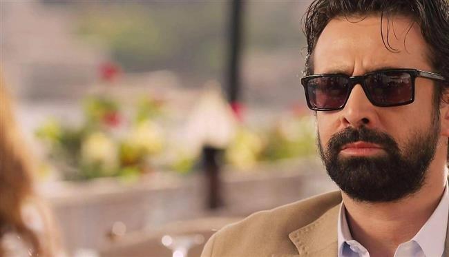 «القاهرة السينمائي» يمنح كريم عبد العزيز جائزة فاتن حمامة