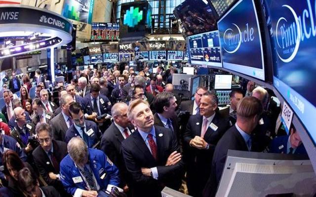 تراجع الأسهم الأمريكية بعد هبوط القطاعات الصناعية 
