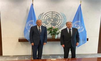   أبوالغيط يبحث مع سكرتير الأمم المتحدة قضايا المنطقة