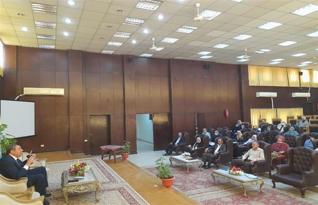 الفيوم تنظم دورة تدريبية للعاملين لصقل خبراتهم القانونية
