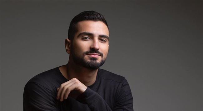 بتيشيرت أحمر.. أحدث ظهور لـ محمد الشرنوبي
