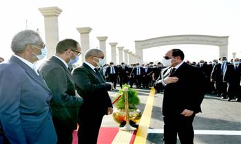   نشاط الرئيس السيسى ورحيل المشير طنطاوى تتصدر عناوين الصحف