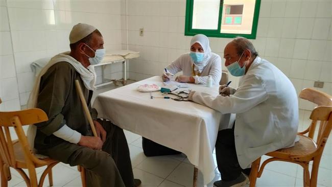 صحة المنيا تقدم الخدمات الطبية والعلاجية لـ 1678 مواطن بكفر الصالحين 