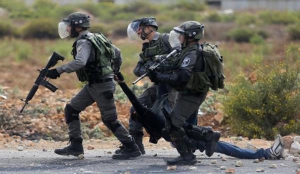 إصابة شاب فلسطيني برصاص الاحتلال بالقدس واعتقاله