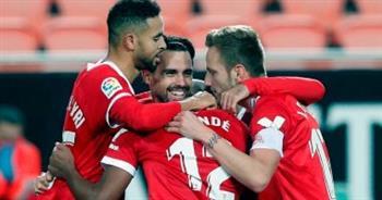 إشبيلية يفوز على فالنسيا 3-1 في الدوري الإسباني