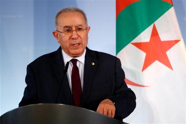 الجزائر تؤكد على حتمية التعاون الدولي لمجابهة التحديات الراهنة