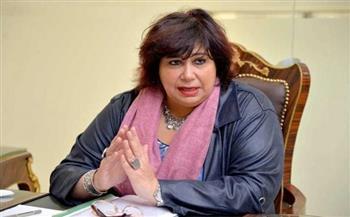 وزيرة الثقافة تنعى فنان الكاريكاتير الكبير جمعة فرحات