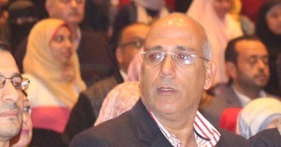 رئيس التنمية الثقافية ينعي رسام الكاريكاتير جمعة فرحات