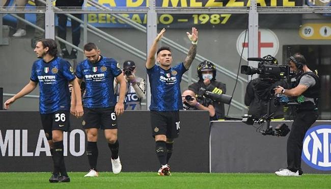 تعادل انتر ميلان واتالانتا 2-2 بالدوري الإيطالي لكرة القدم
