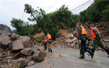   إنقاذ 4 أشخاص وفقدان آخرين بعد انهيار طيني في مقاطعة سيتشوان بالصين
