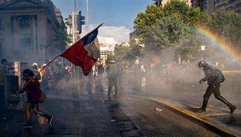   آلاف الأشخاص في تشيلي يحتجون على زيادة الهجرة الفنزويلية غير الشرعية
