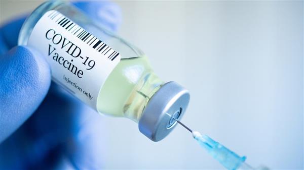 وزير التعليم البريطاني يؤكد أهمية تطعيم المراهقين ضد كورونا