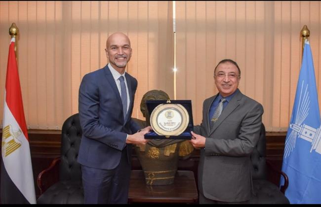 محافظ الإسكندرية يستقبل قنصل عام فرنسا 