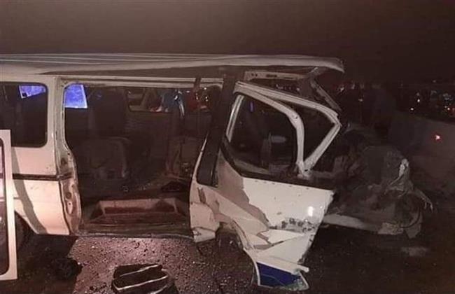 إصابة 11 شخصا في انقلاب «ميكروباص» بطريق إسكندرية الزراعى