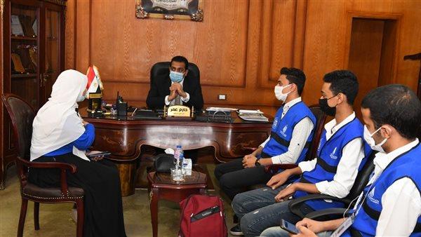 نائب محافظ قنا يستقبل اعضاء مبادرة وزارة الشباب والرياضة «YLY»