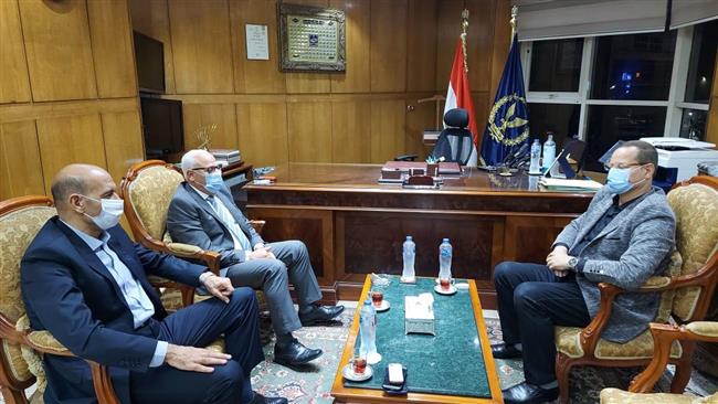 محافظ بورسعيد يلتقى مدير الأمن بشأن إزالة التعديات على نهر النيل