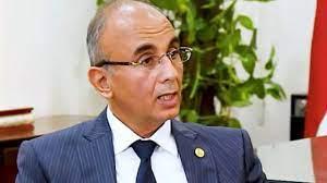  وفد وزارة التعليم العالي يتسلم مركز القياس والتقويم بجامعة الزقازيق