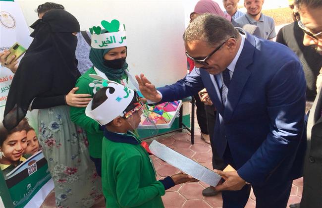 "مدارس التعليم المجتمعي" تتألق في قلب الصحراء