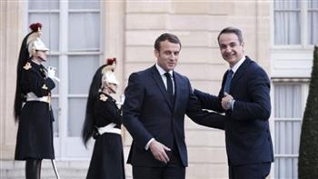   اليونان وفرنسا تبرمان صفقة دفاعية في إطار «شراكة استراتيجية»