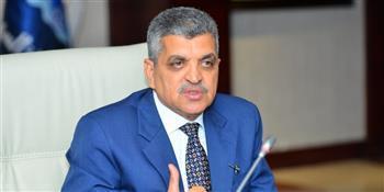 أسامة ربيع: 22 مليون دولار إيرادات قناة السويس في يوم واحد