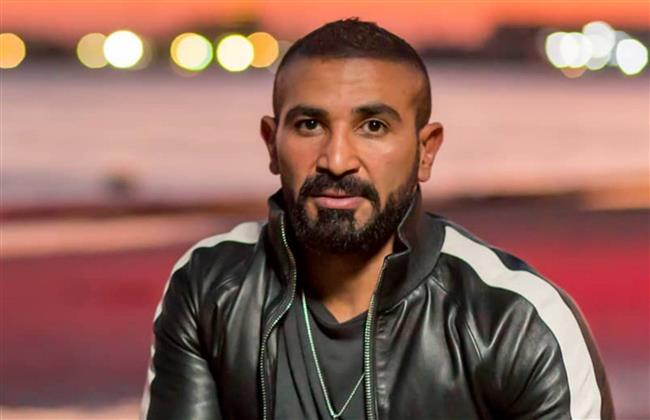 تفاصيل.. خلافات أحمد سعد مع زوجته 