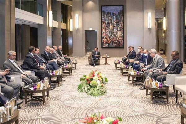 المنفي  يلتقي عدداً من السفراء العرب في ألمانيا