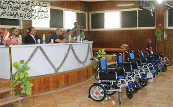   محافظة الجيزة تسلم ١٦ كرسي كهربائي متحرك للإطفال ذوي الإحتياجات الخاصة