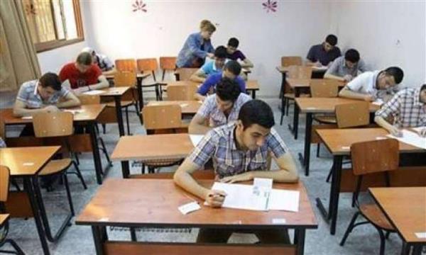 27 ألف  طالب يؤدون امتحان اللغة الأجنبية الثانية في ثانى أيام امتحانات الثانوية العامة (الدور الثانى)