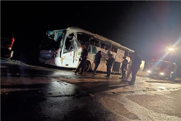 النيابة تصرح بدفن جثامين وفيات حادث أتوبيس (السويس- القاهرة)