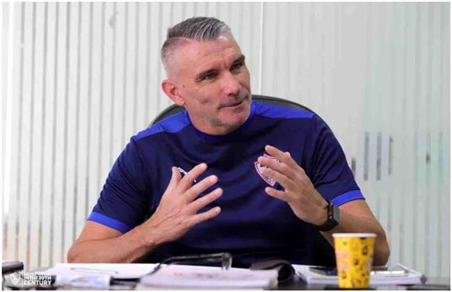 مدرب الزمالك: المشاكل تحدث عندما يتوج الأبيض بالبطولات