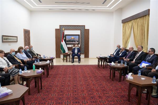الرئيس الفلسطينى: يستقبل وفداً من منظمات المجتمع المدني وحقوق الإنسان