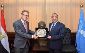 محافظ الإسكندرية يبحث مع سفير ألمانيا سبل التعاون