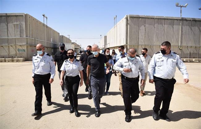 بينيت يأمر بتشكيل لجنة حكومية للتحقيق فى هروب الأسرى