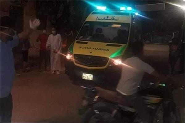 إصابة طالب سقط من على في نجع حمادي 