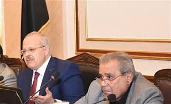 محمد الخشت عن جابر عصفور: فقدنا أحد القامات العلمية والفكرية الكبيرة