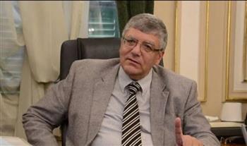   وزير التعليم العالي يهنئ عمرو عدلي لاختياره رئيسًا لتحرير إحدى المجلات العلمية الدولية