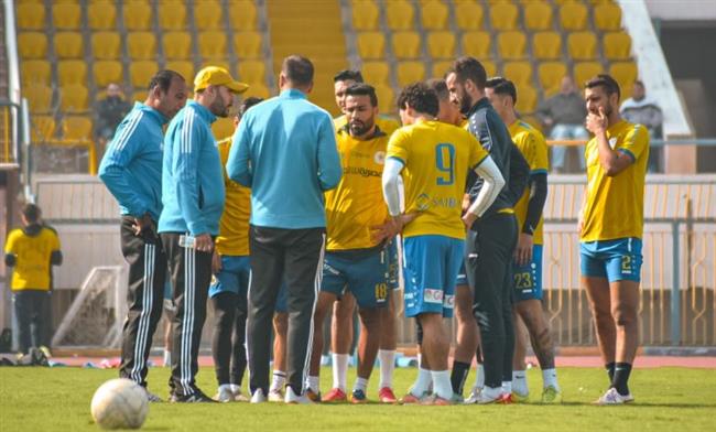 محاضرة فنية بمران الإسماعيلي استعدادا لسموحة في كأس الرابطة
