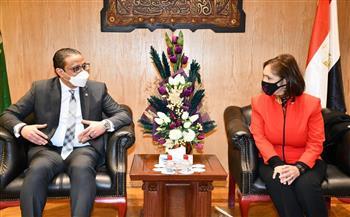 "الأنصاري" و"جبر" يعقدان لقاءً حوارياً مع ممثلي الجمعيات الأهلية بالفيوم 