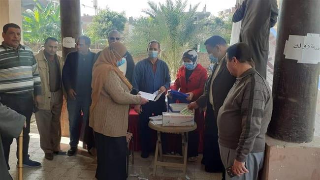 محافظ البحيرة: تنفيذ 2 قافلة سكانية شاملة بمركزي شبراخيت و كفر الدوار