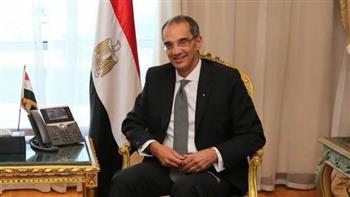   وزير الاتصالات في جلسة بمنتدى الشباب: مصر تنفذ في أفريقيا أكبر كابل بحري للإنترنت